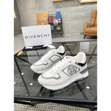 Givenchy Sneakers